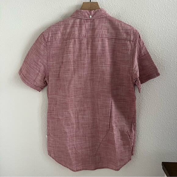 Quiksilver Red White Stripe Regular Fit Collar Shirt Small - Picture 2 of 6